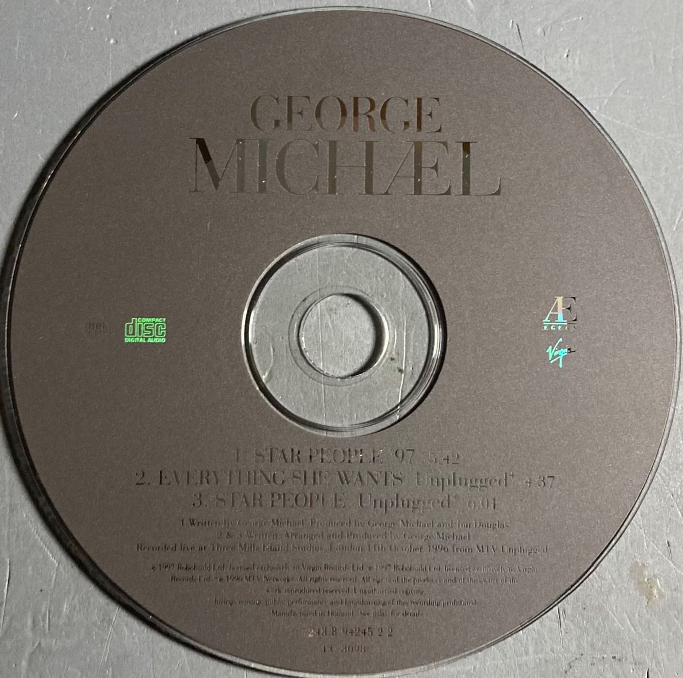CDs: GEORGE MICHAEL - STAR PEOPLE '97 – D'occasion à Poliez-Pittet par Newtown-Records 1
