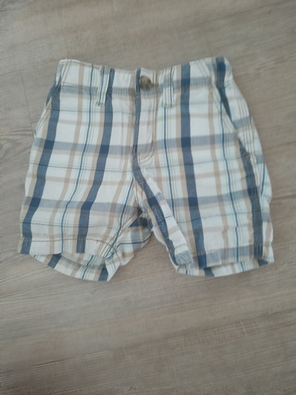 H&M Pantaloni: Shorts Grösse 68  – Usato da Jaberg venduto da urig17.