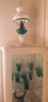 Antike Petroleum Lampe (Opalglas)