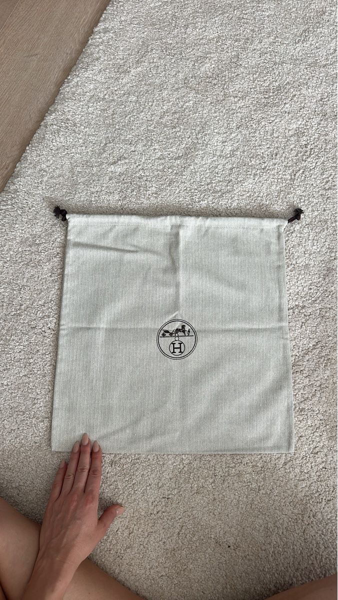 Hermès Taschen für Damen: Hermes Dust Bag  – Neu und originalverpackt aus Richterswil von L.Staudenmann