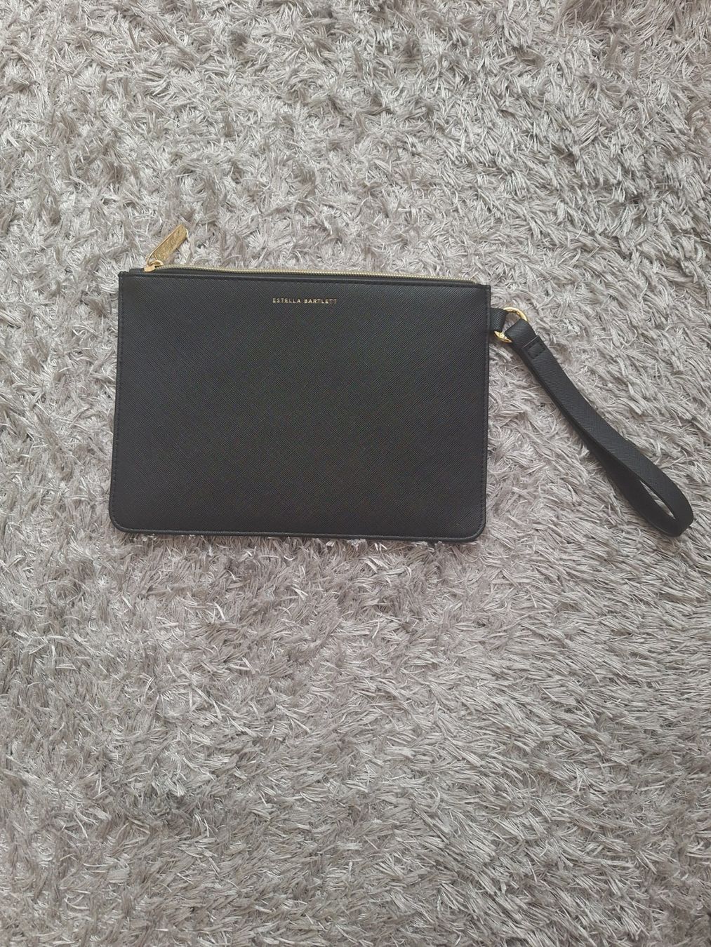 Borse da donna: Pochette Estella Bartlett – Usato da Lausanne venduto da anta-123