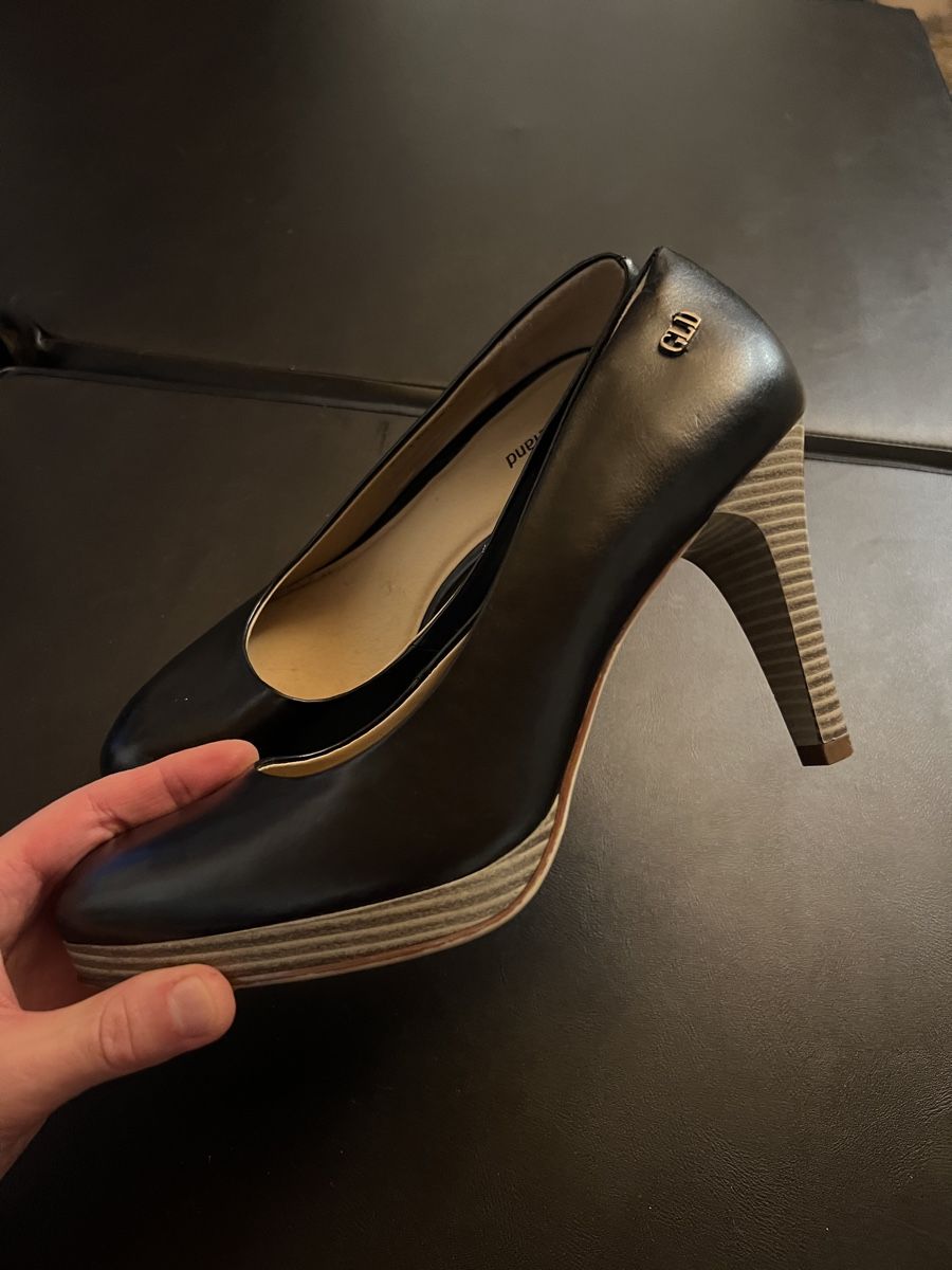 Damenschuhe: Pumps, High Heels, Schwarz, 39 – Gebraucht aus Brugg AG von panda_x3