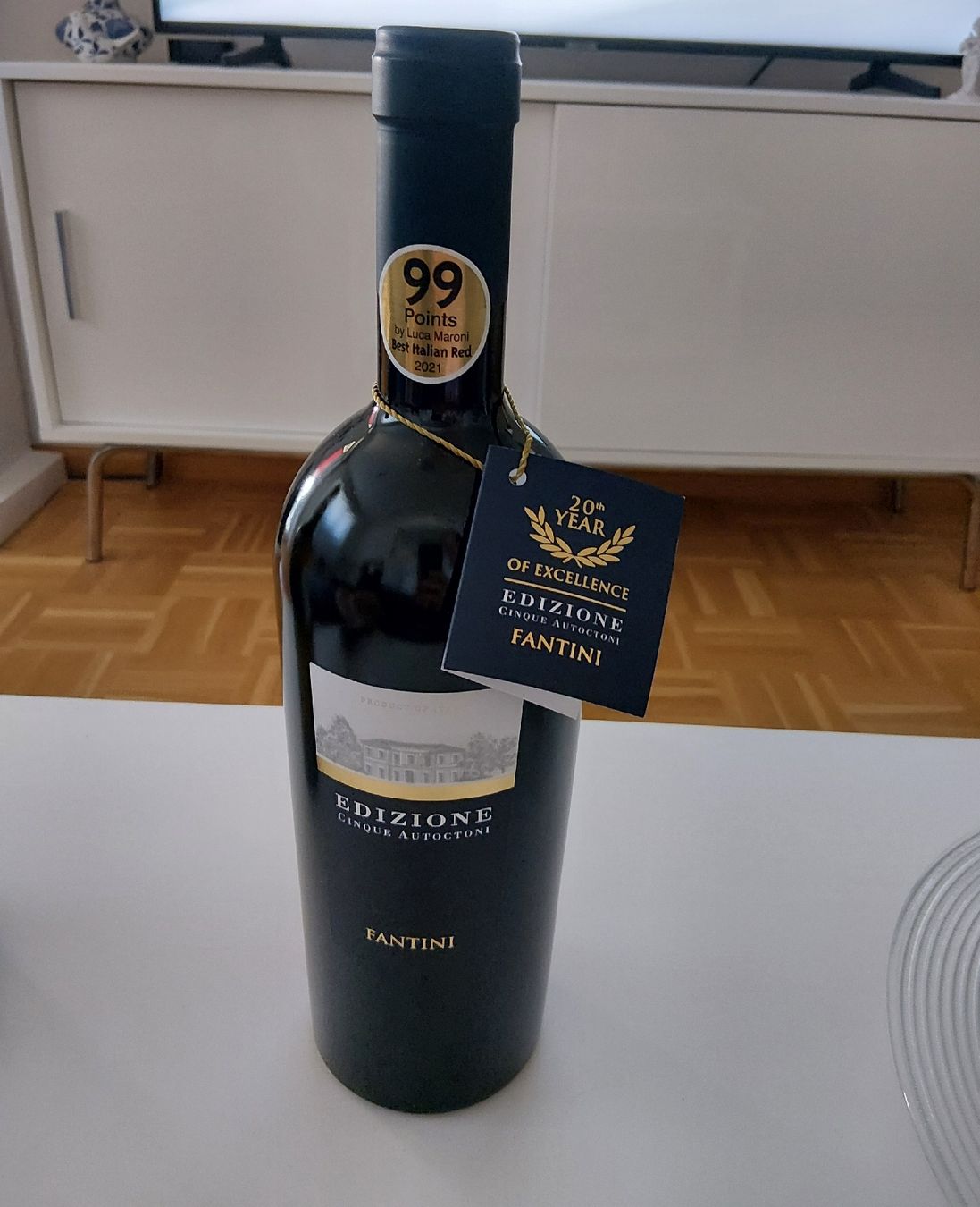 Vino: Fantini Edizione Cinque Autoctoni 2018 Rotwein 99 Punkte – Nuovo e nell'imballaggio originale da Basel venduto da M.M_