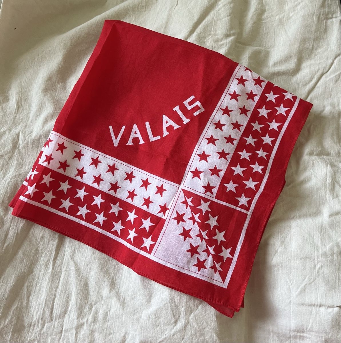 Foulards, Tücher & Schals: Foulard carré Valais/Wallis  – Neu (gemäss Beschreibung) aus Bramois von cyr_sb8d
