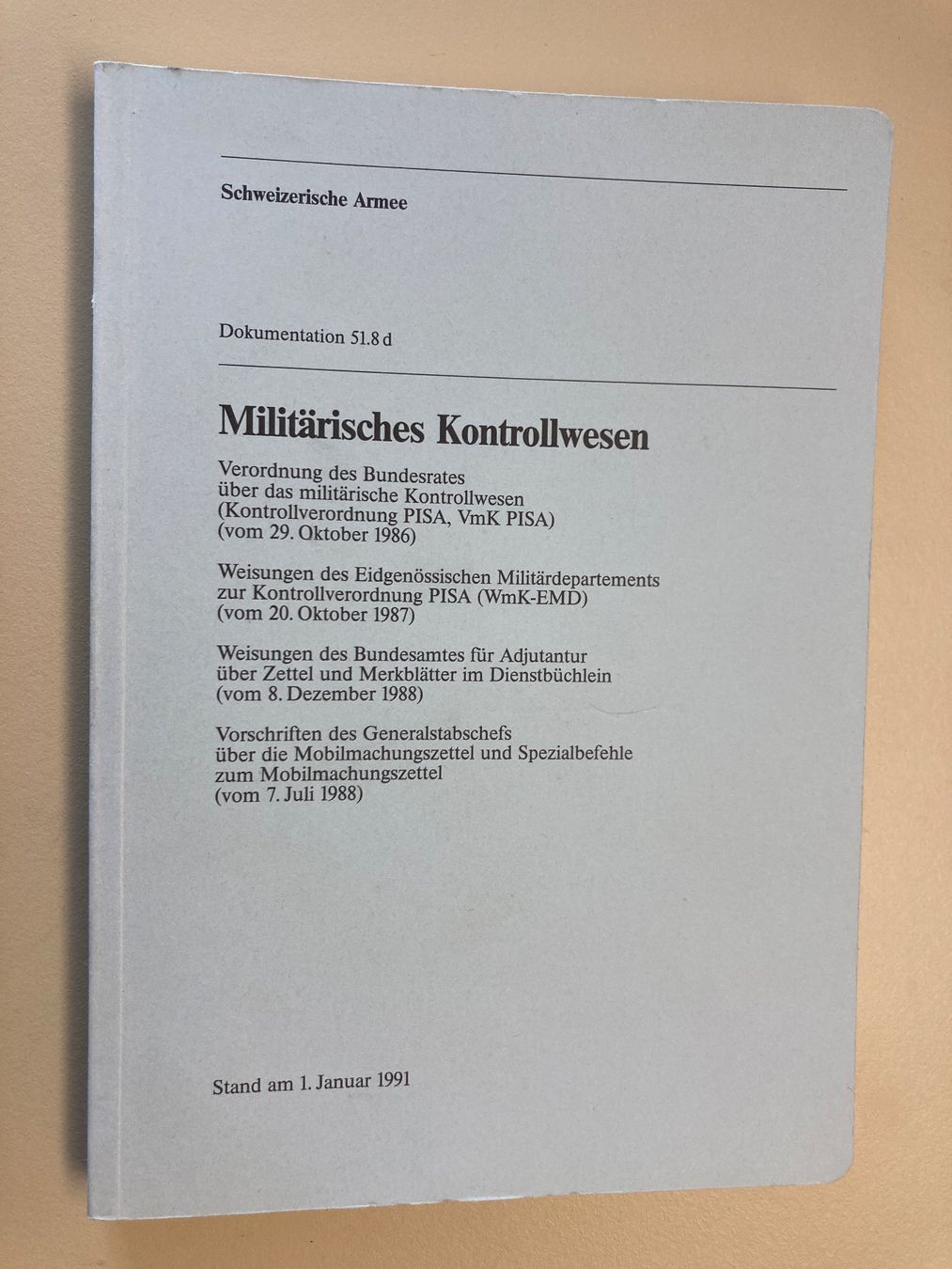Bücher: Reglement: Militärisches Kontrollwesen - Schweizer Armee – Gebraucht aus Brütten von Hst1