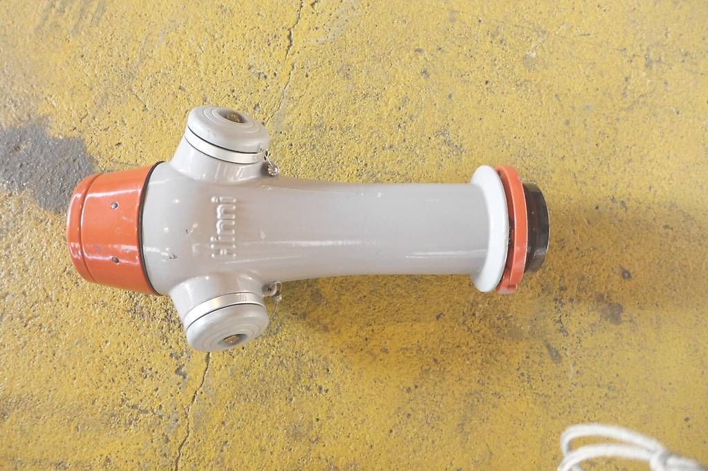 Extincteurs: Hinni Hydrant – D'occasion à Frenkendorf par 3dt_wp8v 2