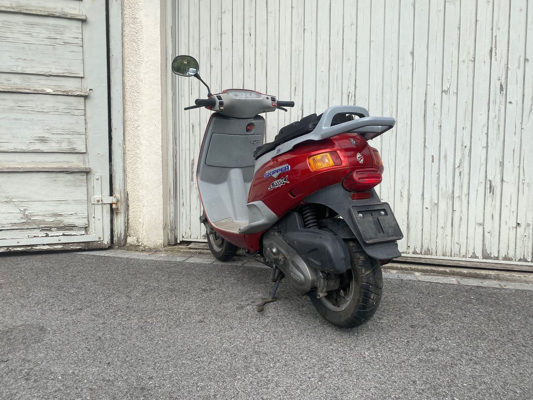 Piaggio Scooters: Piaggio Skipper 125 2 Takt Roller Scooter – Gebraucht aus Wald von  2