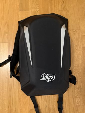 Motorrad Rucksack Louis schwarz Hartschale gebrauchter Z