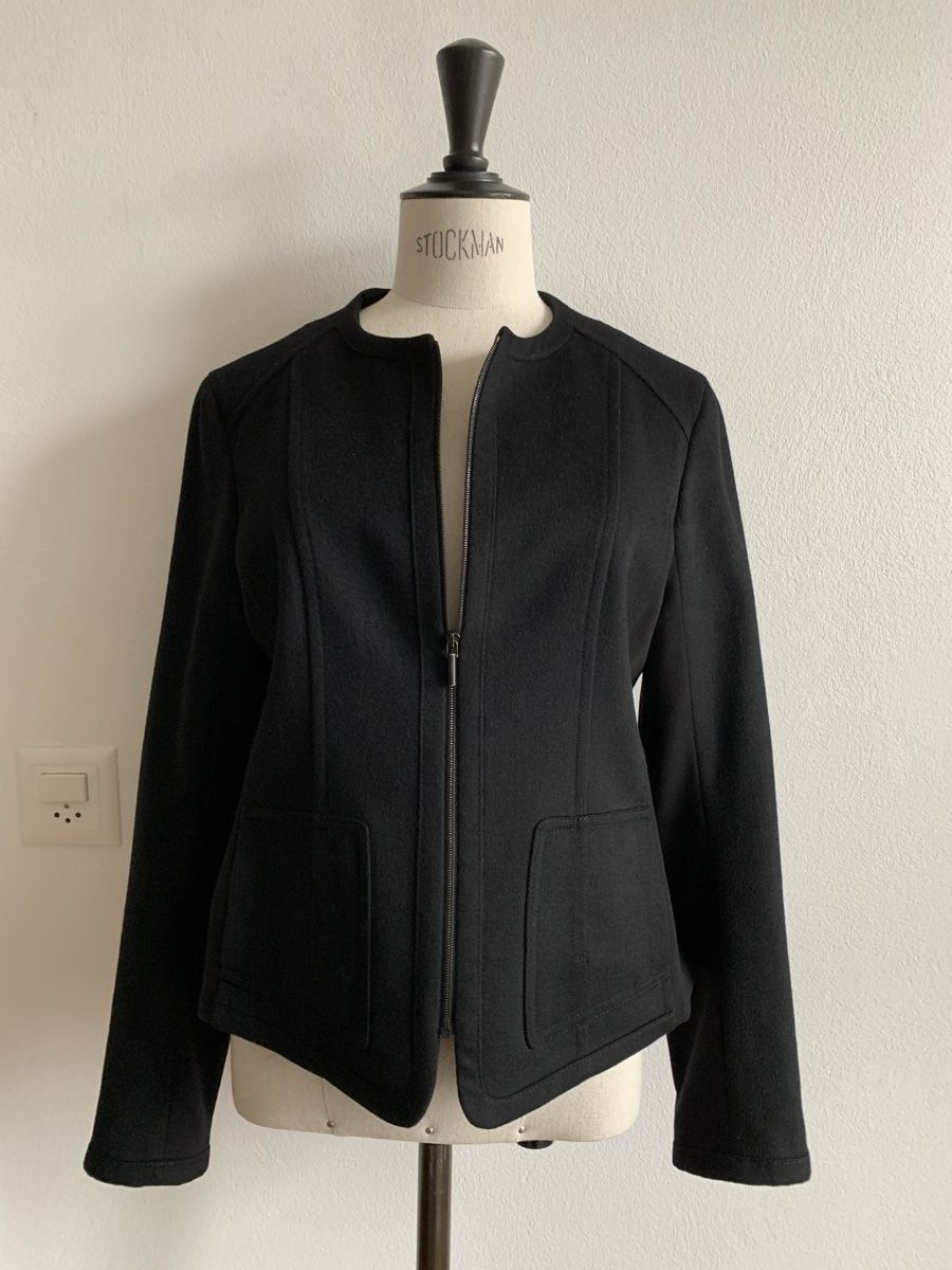 Akris Giacche: AKRIS: Eleganter schwarzer Woll-Blazer, 36 – Nuovo (secondo la descrizione) da Luzern venduto da designluzern 5
