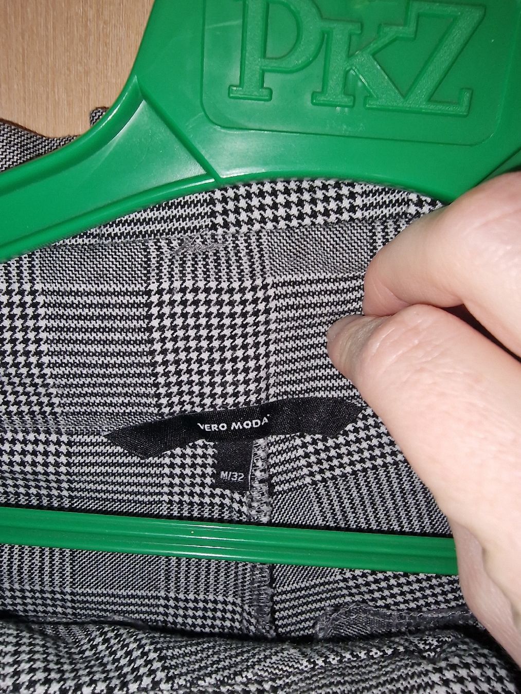 Vero Moda Pantaloni: Vero Moda Hose, kariert, – Nuovo (secondo la descrizione) da Winterthur venduto da Winti1993 2
