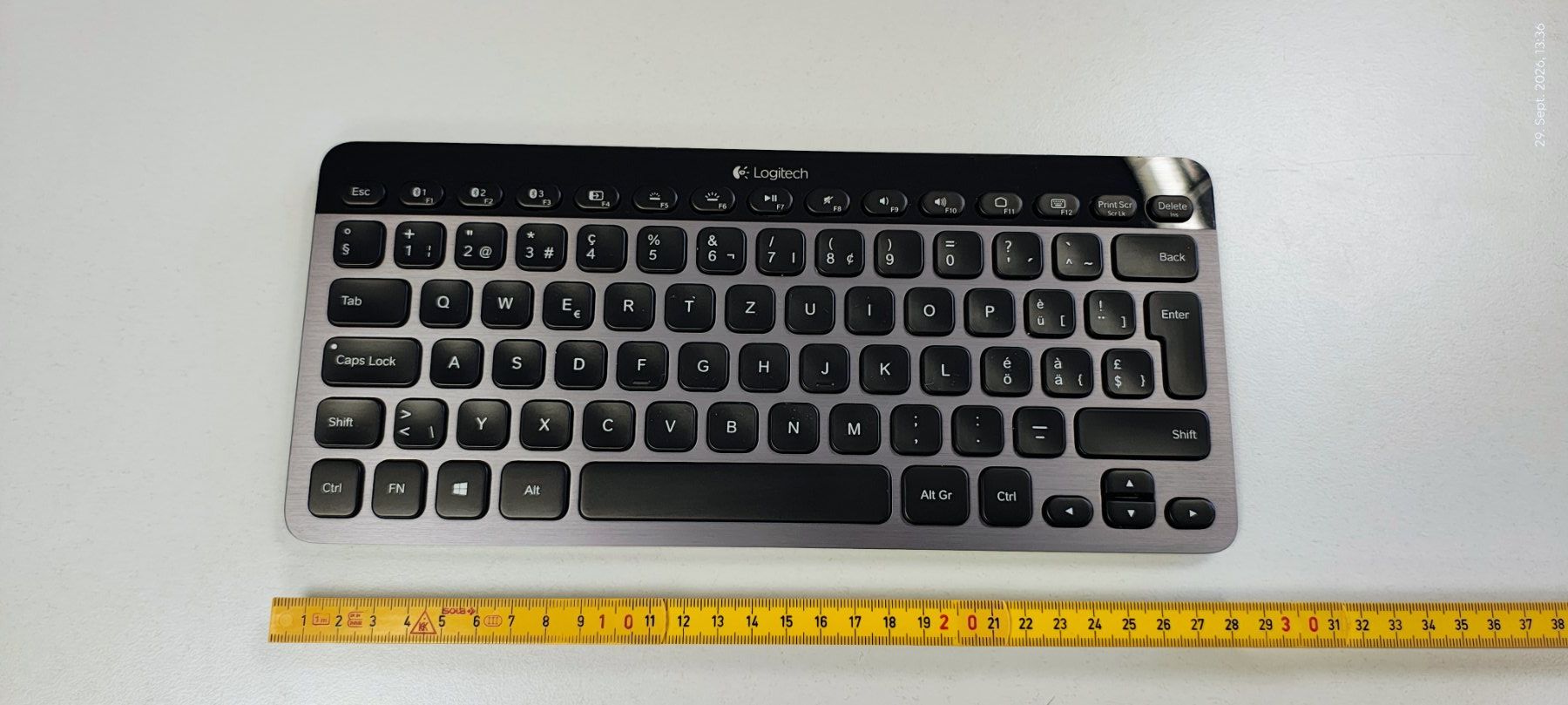 Logitech Claviers: Logitech Easy-Switch Keyboard K811 – D'occasion à Bülach par Surbetone 1