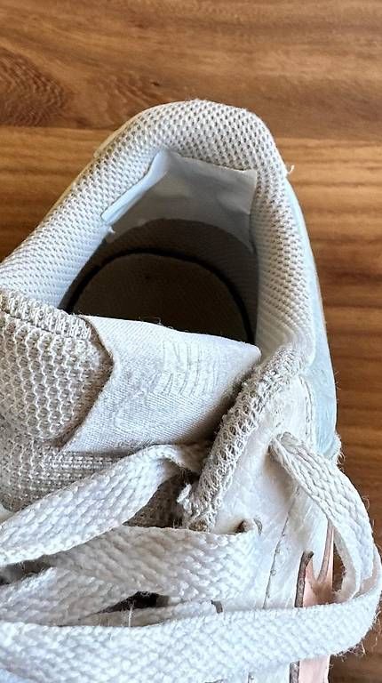 Nike Damenschuhe: Turnschuhe NIKE - Weiss - Grösse 38 – Gebraucht aus Ersigen von Resuss 3