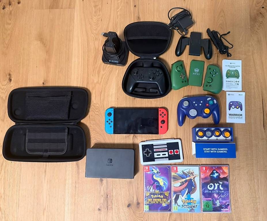 Nintendo Console: Nintendo Switch OLED 256GB PAKET – Usato da Wängi venduto da lualej