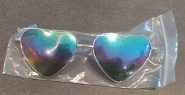 Herzförmige Sonnenbrille mit Farbverlauf - Neu & Süss