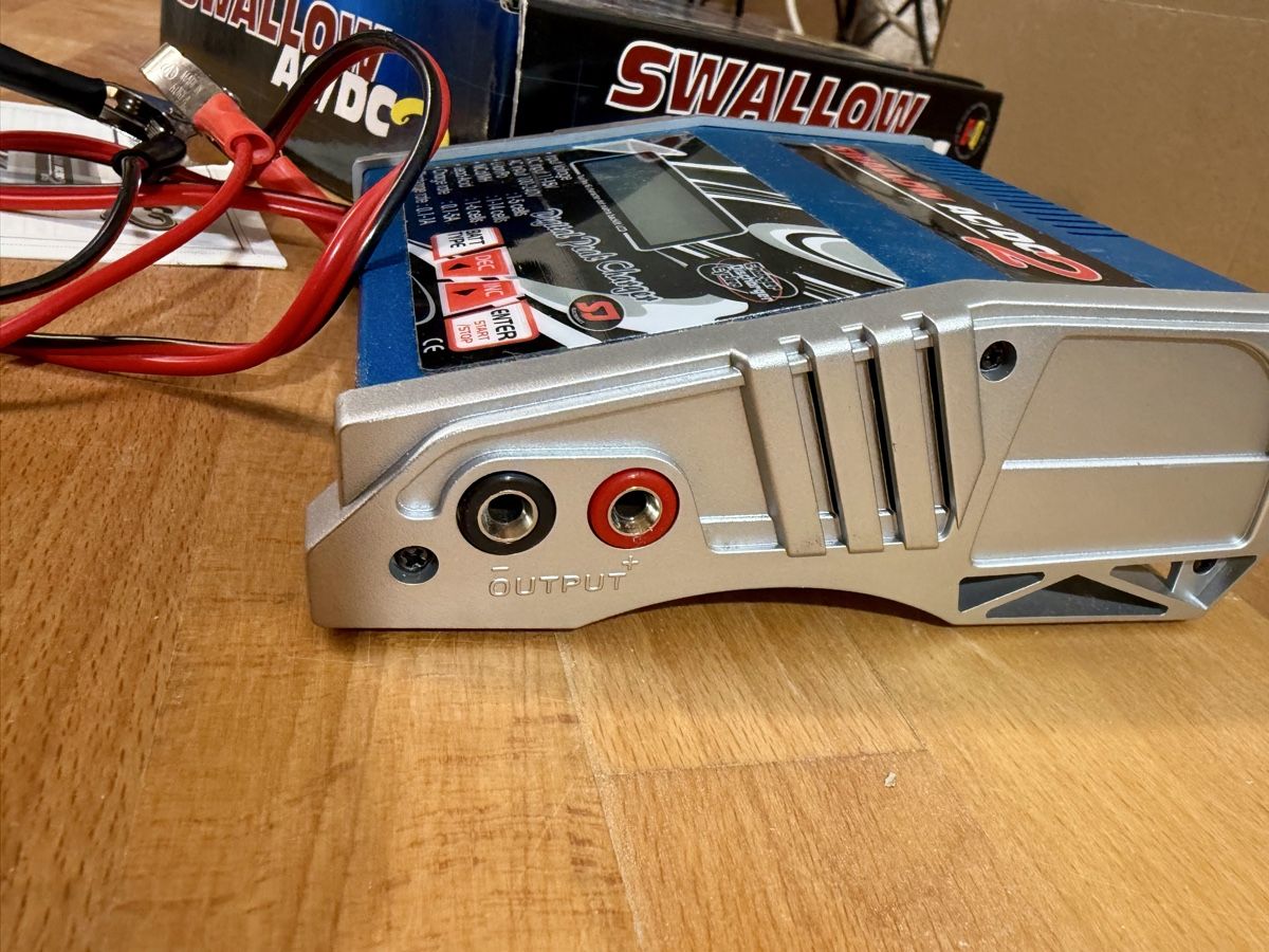 Batterie, Caricabatterie & Alimentatori: SJ Electronics Swallow AC/DC 2 Akku Ladegerät – Usato da Winterthur venduto da LB53 4