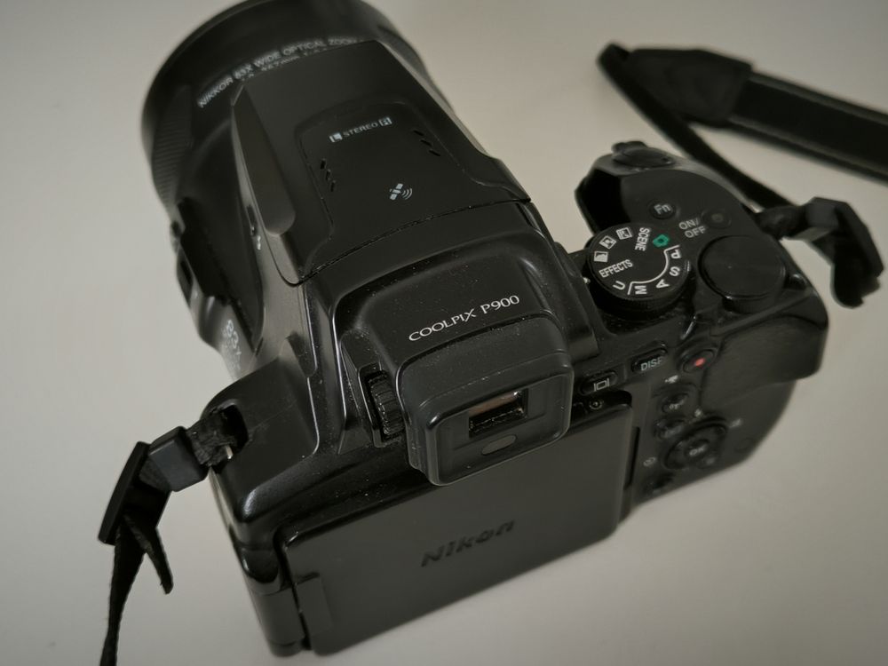 Nikon D40 avec objectif Tamron - Défectueux. (Défectueux) à Onnens pour