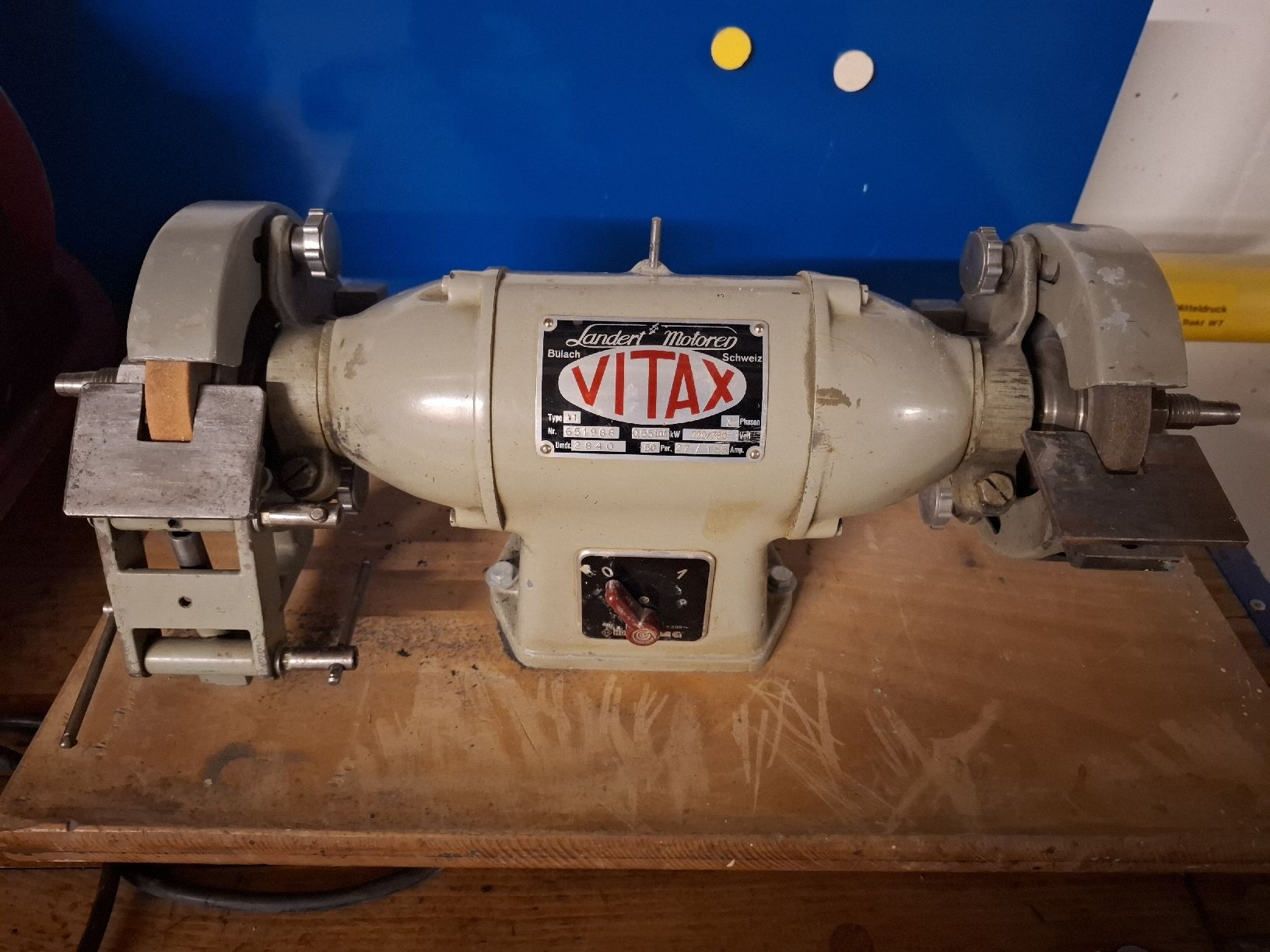 Vitax Smerigliatrici & Lucidatrici: Vitax V1 Schleifmaschine – Usato da Wetzikon ZH venduto da Psy-Zu
