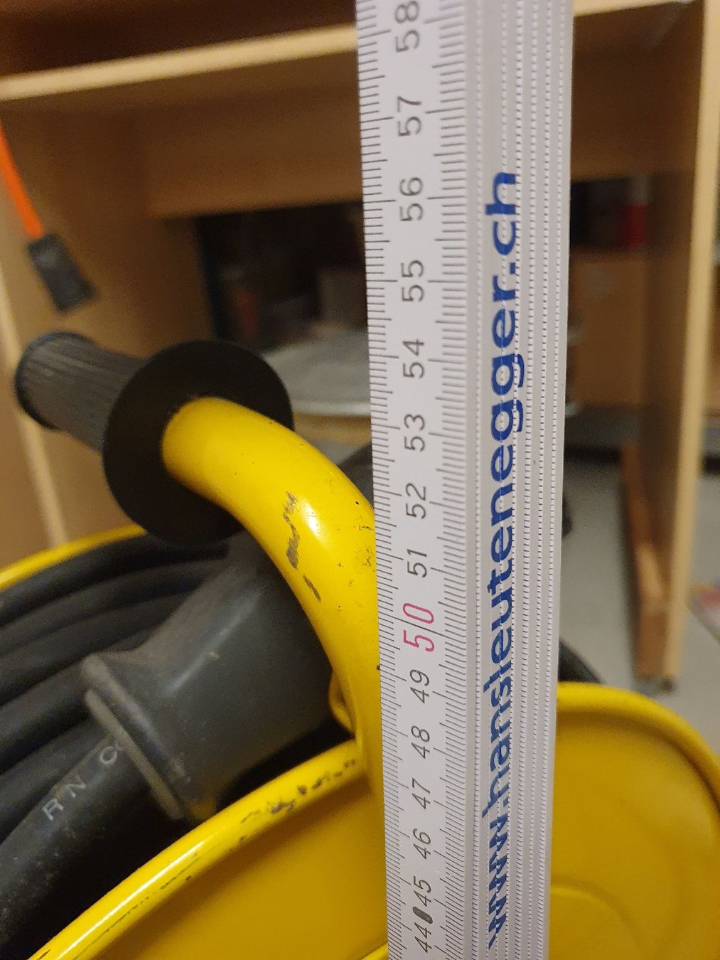 Kabel: Kabelrolle 380V / 400V – Gebraucht aus Burgdorf von LIO.Burg.34 5