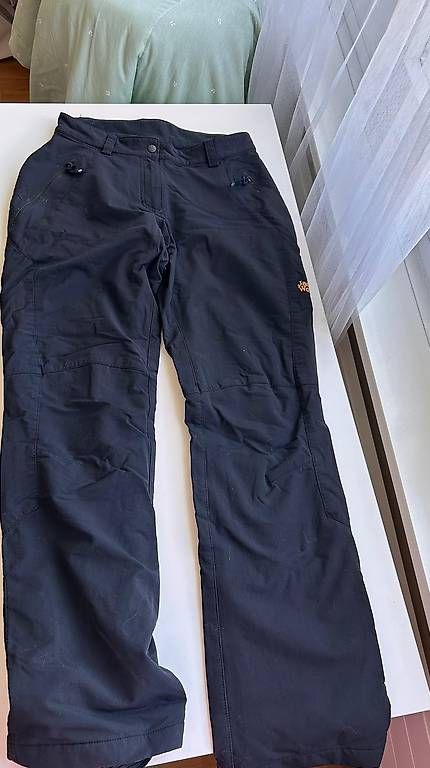 Pantalons: Jack Wolfskin Hose Gr. 34/36  – D'occasion à Rothrist par tro_567r