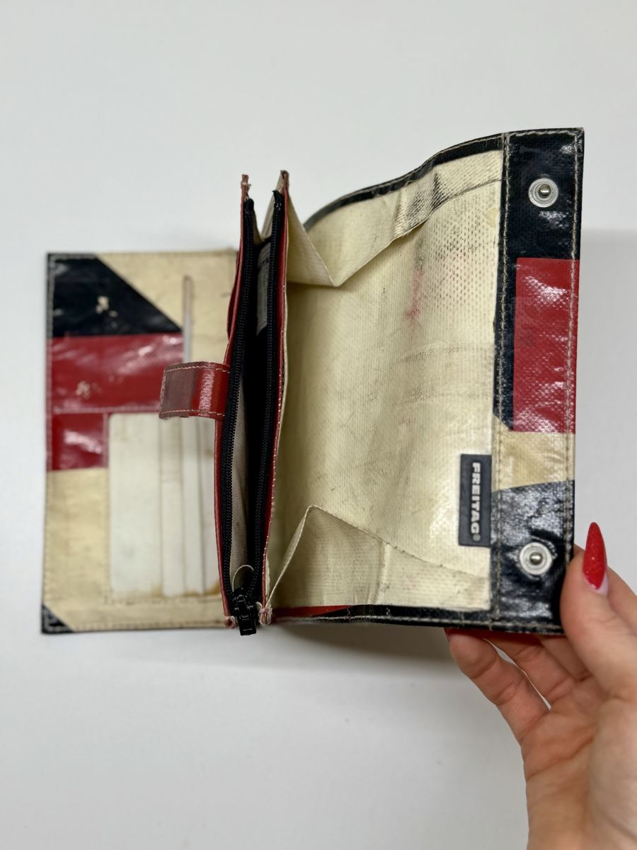 Freitag Portafogli: Portefeuille Freitag – Usato da Lausanne venduto da Chriv 5