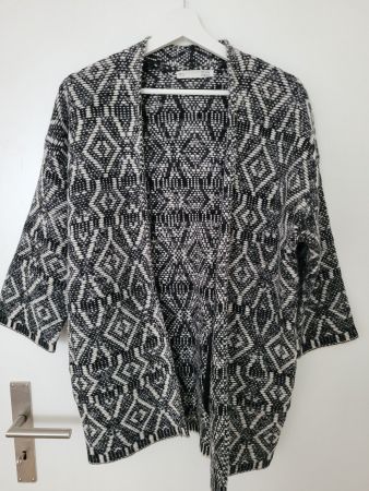 Strickjacke Sfera Gr. L