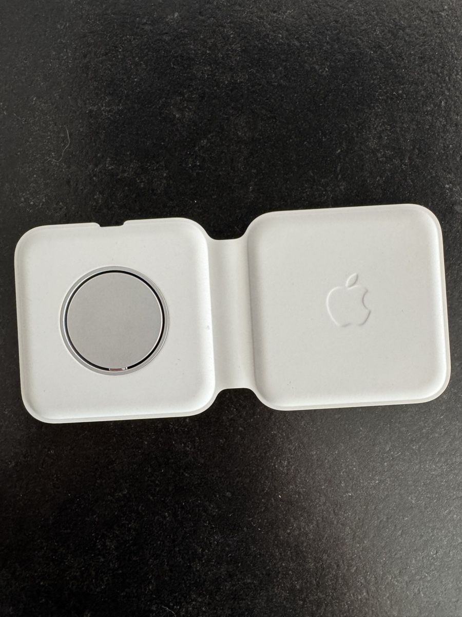 Apple Caricabatterie: Apple MagSafe Duo Ladegerät – Usato da Belp venduto da Kevin.02 6