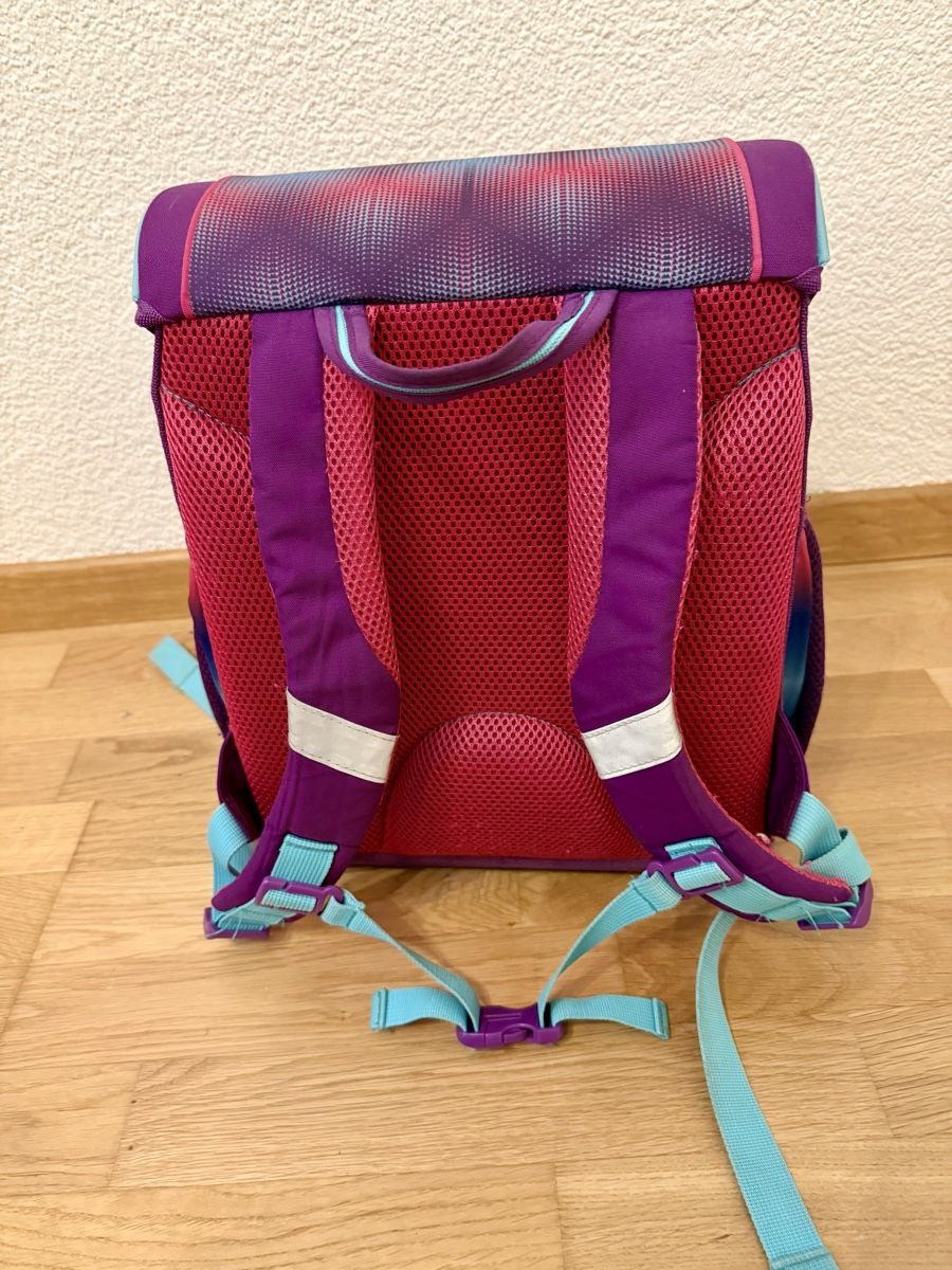 Sacs & sacs à dos: Herlitz Schulranzen Loop Plus – Einhorn – 4-teiliges Set – D'occasion à Winterthur par TanGen 2