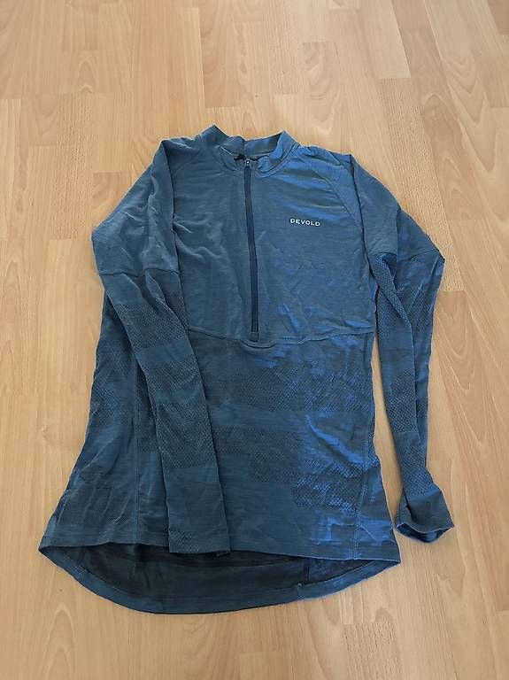 Maillots de corps & Pantalons: Velotrikot Fahrrad langarm devold – D'occasion à St. Gallen par chr_6q2r 1