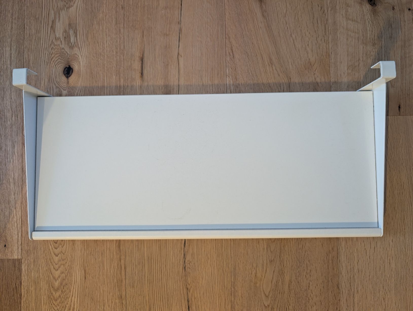 Flexa Tables de nuit: Einhängeregal Flexa White und Nor – D'occasion à Uznach par Maruesch