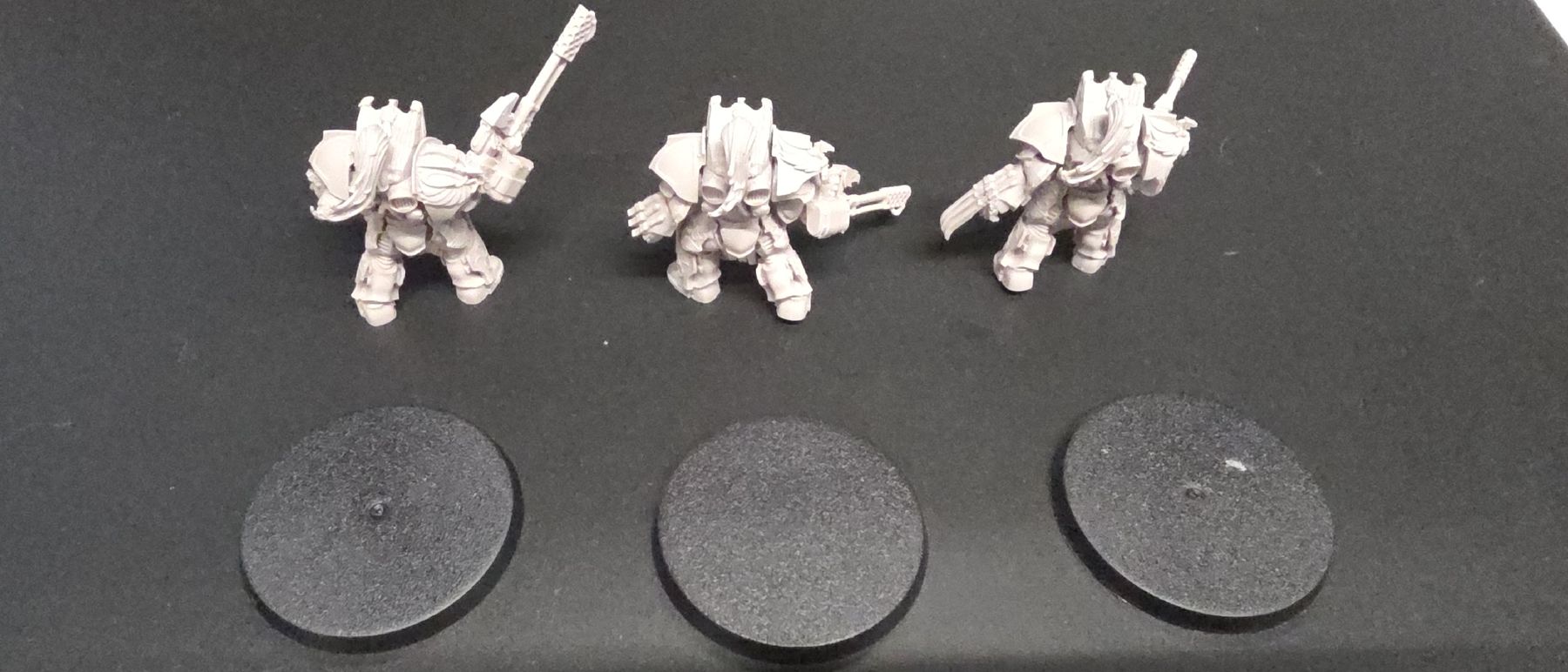 Modellbausätze & Standmodelle: warhammer 40K 3x Aquilon Terminators infernus firepikes – Gebraucht aus La Chaux-de-Fonds von Oxydro 1