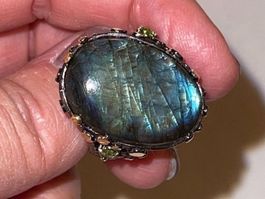 Grand Blue Labradorite SS925 & 14k Fine Gold Vermeil Ring
