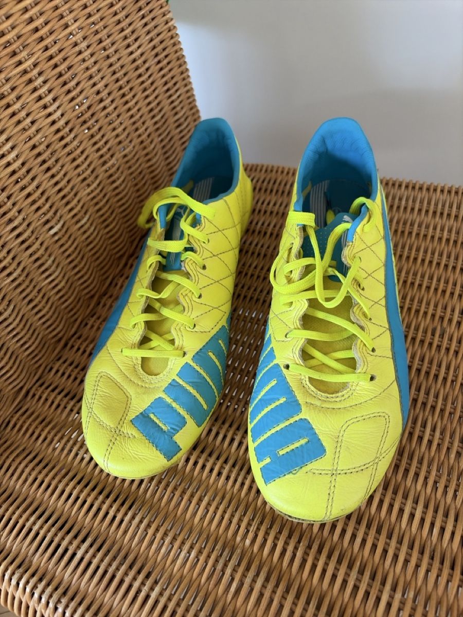 Puma Scarpe da uomo: Fussballschuhe Puma Grösse 42 – Usato da Wangen SZ venduto da Yz74