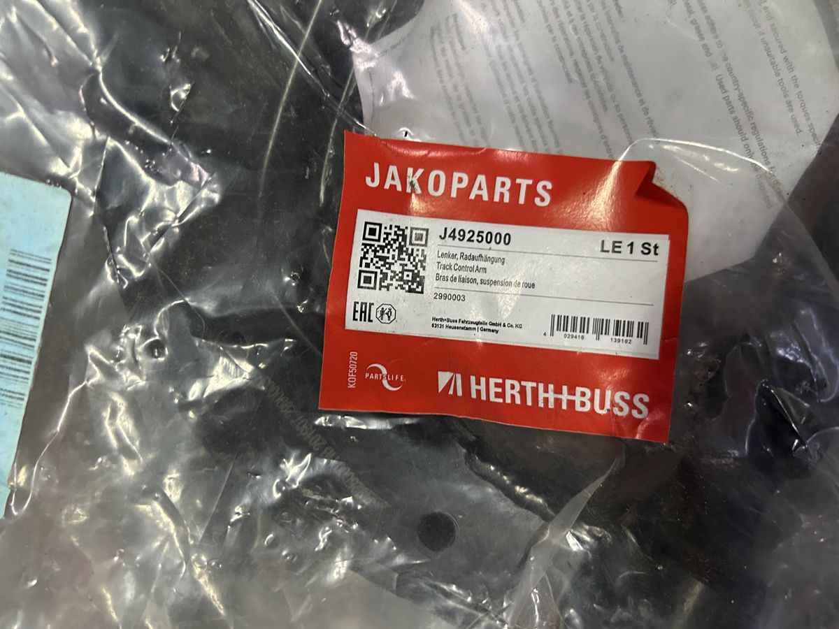Mitsubishi Accessori per altri veicoli: Querlenker Set VA Pajero Sport K9_ – Nuovo e nell'imballaggio originale da Rothenfluh venduto da Hellracer1916 3
