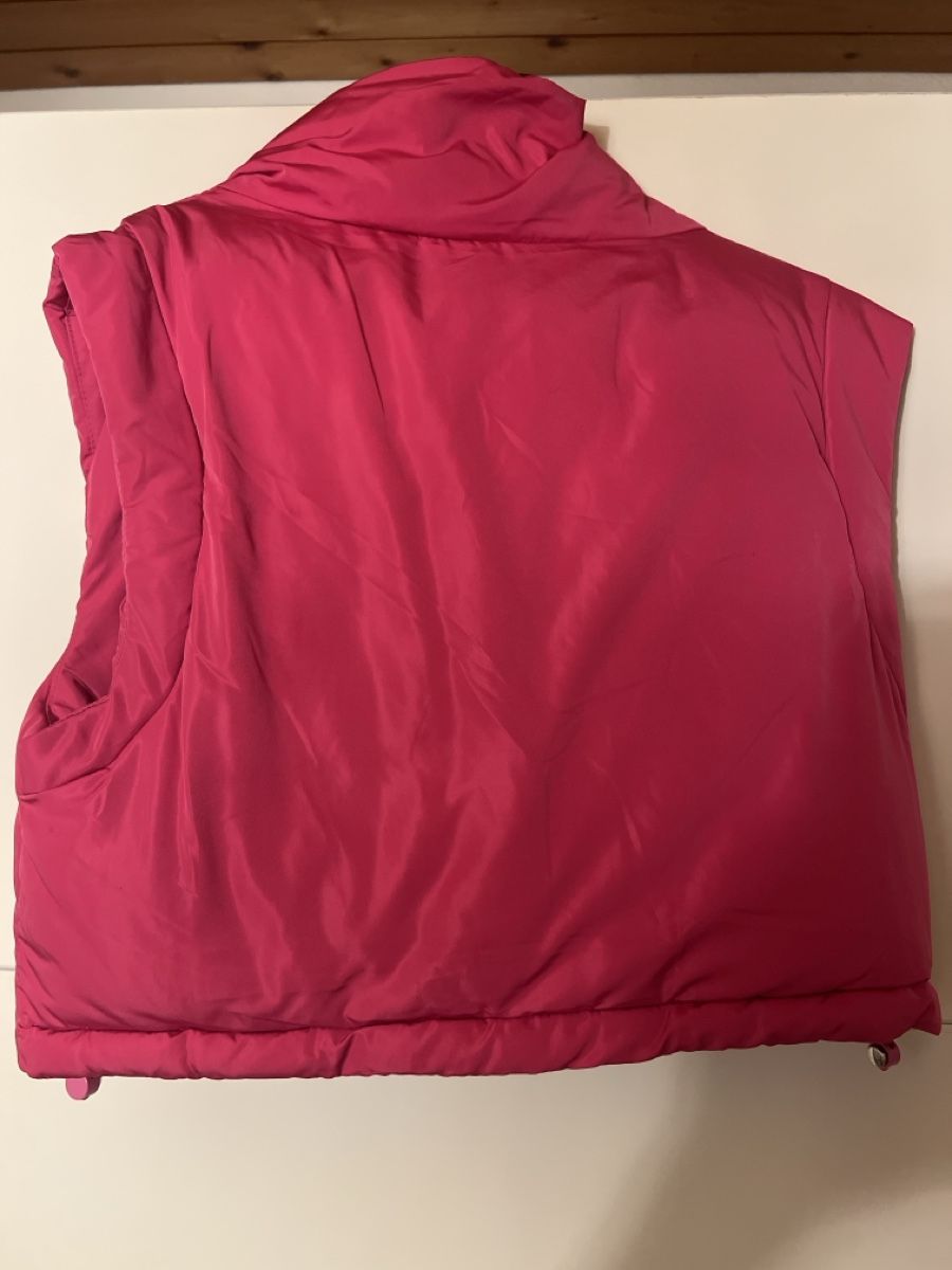 Pull&Bear Sonstige Mädchenkleider: Pinke Weste von Pull&Bear – Neu (gemäss Beschreibung) aus Bolligen von has_9cx9 3