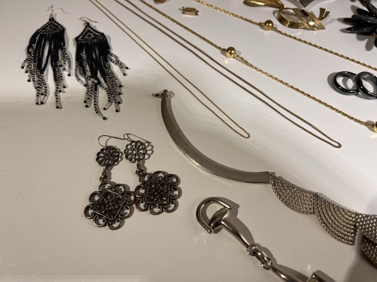 Sonstiger Schmuck: Lot de bijoux – Gebraucht aus St-Pierre-Clages von ste_xk6p 2