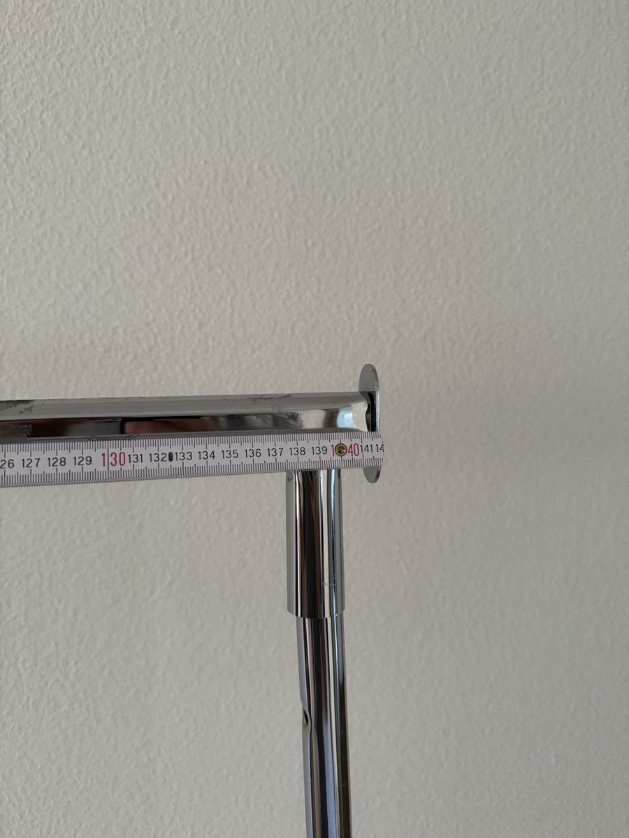 Pfister Garderobe: Verchromter Kleiderständer mit Rollen 220cm breit – Gebraucht aus Zürich von PhilippeMueller 6