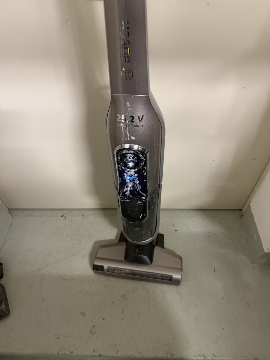 Bosch Aspirapolveri & Accessori: Bosch Akku Staubsauger, 25.2V, LithiumPower – Usato da Birsfelden venduto da mah_6yvz 3