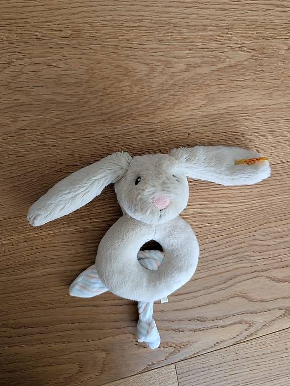 Spielzeuge: Steiff Hoppie Hase Greifling mit Rassel – Gebraucht aus Oberentfelden von ugiii76