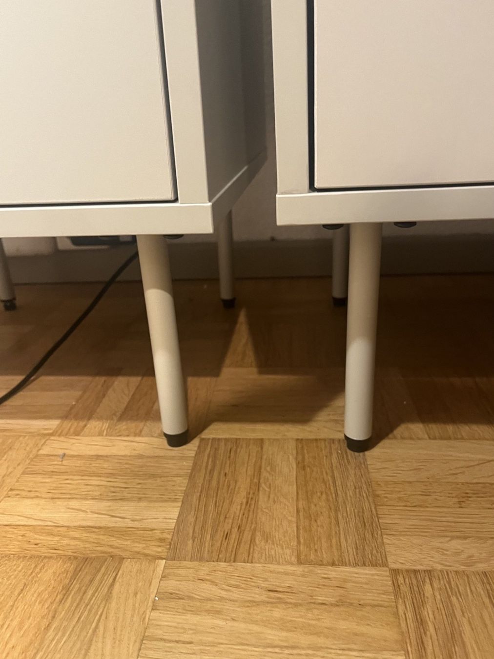 Tables de nuit: 2 x NACHTTISCH Xora Seidengrau – Neuf (Voir description) à Regensdorf par zgve 1