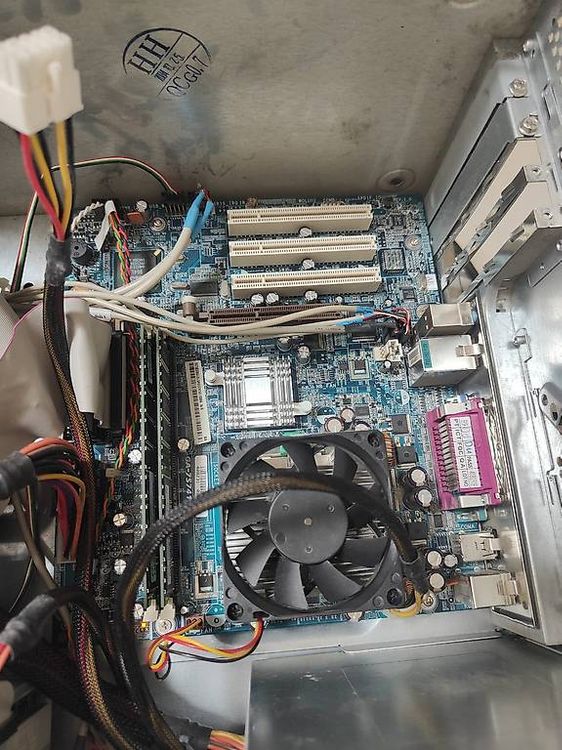 AMD Socket A Mainboard mit Sempron 2800+ und 1GB RAM 1