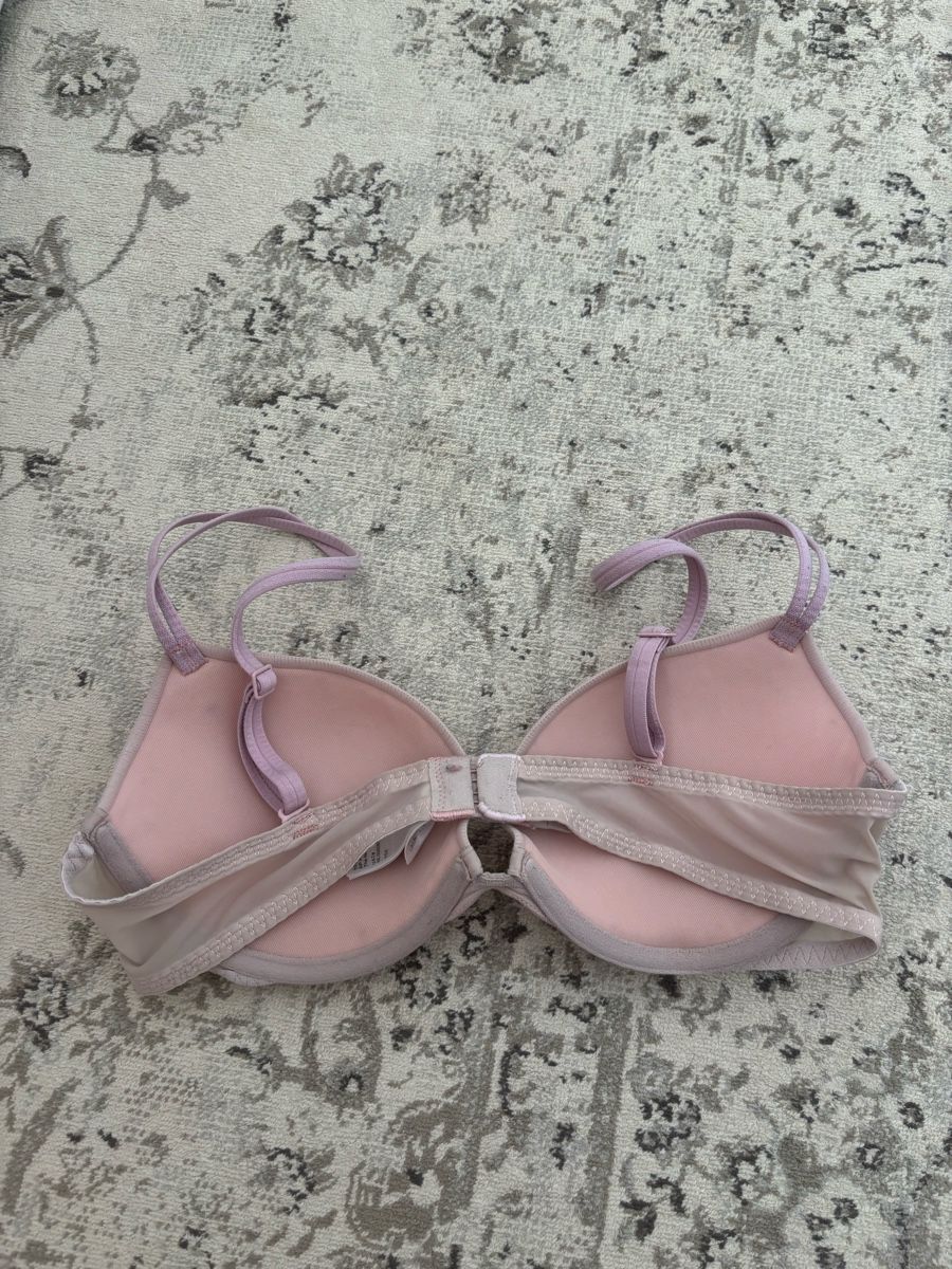 Calvin Klein Altra biancheria intima: Beige Calvin Klein Bra 75B NP: 62.- – Usato da Horgen venduto da len_qjz9 2