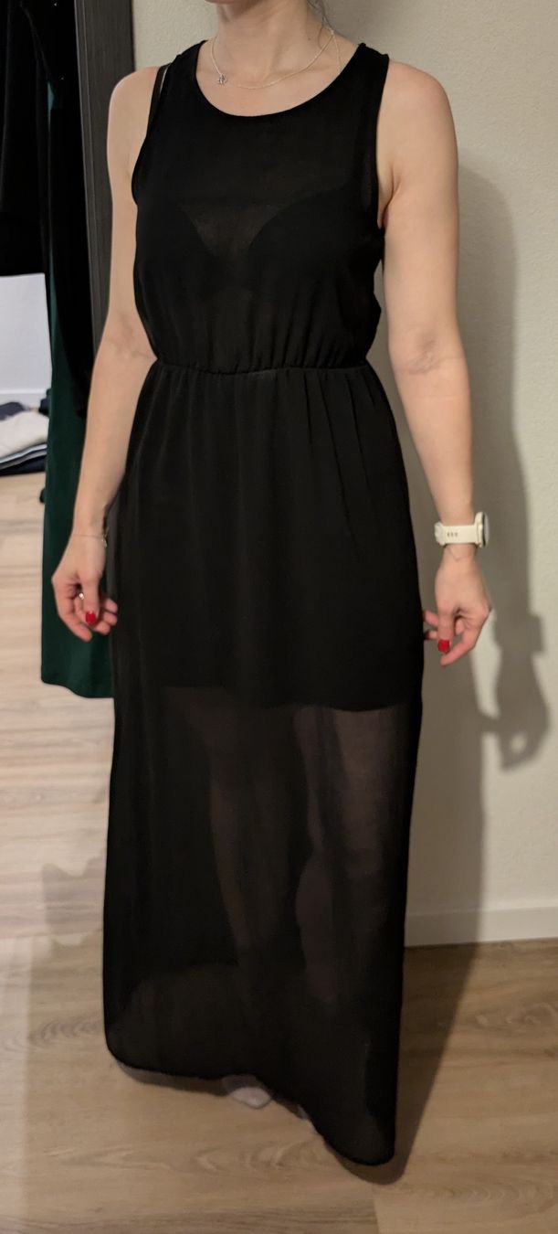 Vestiti: Robe longue noir dos dentelle, taille S/M – Usato da Morens FR venduto da Lolita1802