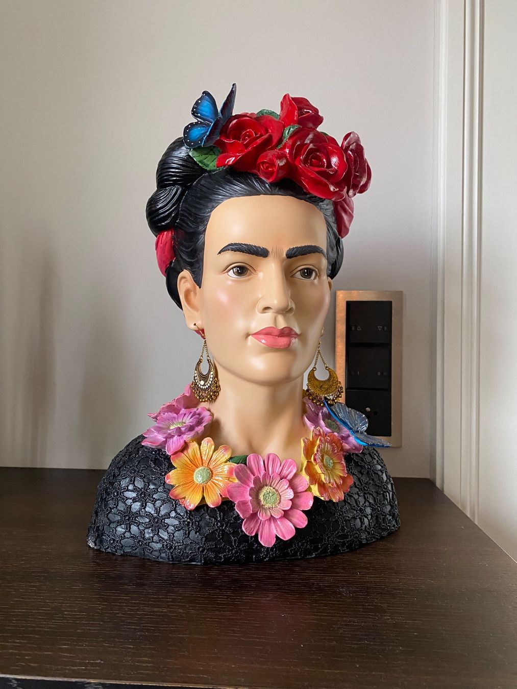 Kare Statuette: Frida Kahlo Büste, Kare Design – Nuovo (secondo la descrizione) da  venduto da