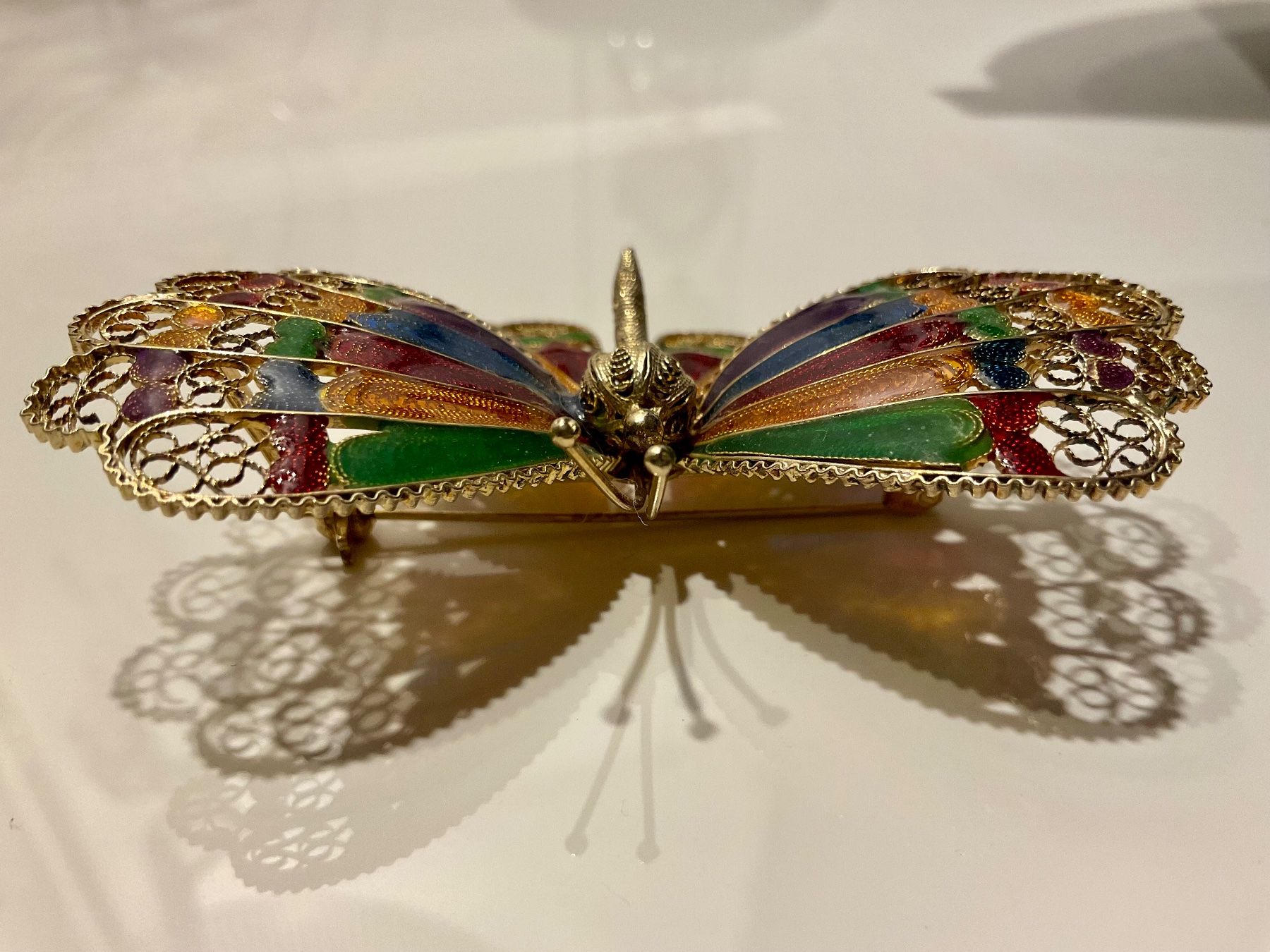 Broches & Aiguilles: Spilla elegante e raffinata – Neuf avec emballage d'origine à Bern par zero02 2