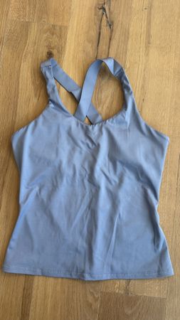 Puma Sport Top, Grösse M, hellblau, neuwertig