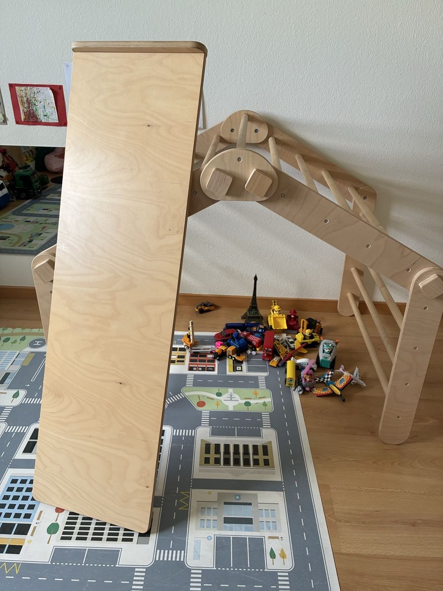 Jouets: Triangle de motricité (Pikler) modulable – D'occasion à Bretigny-Morrens par Xaya89 1