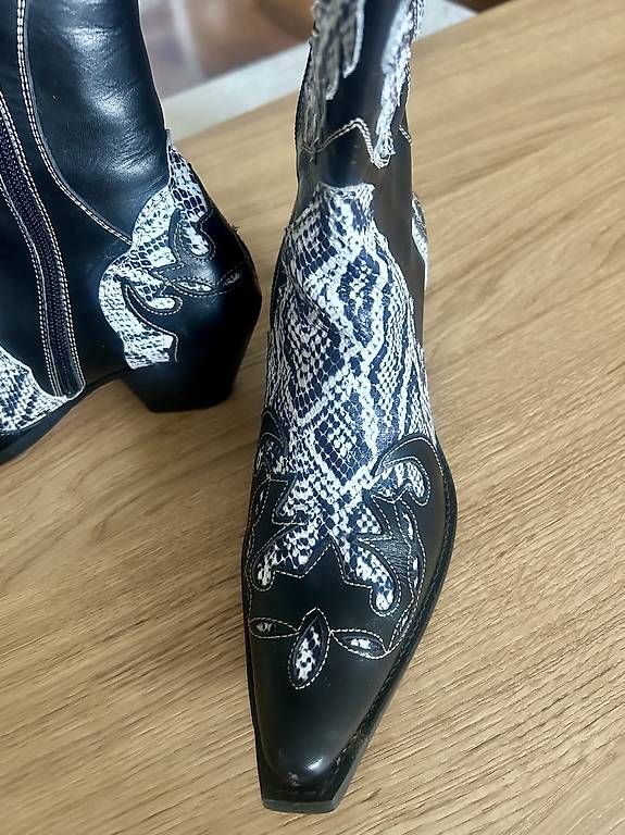 Damenschuhe: Bottes Western Femme – Gebraucht aus Pully von jif_vwp7 1