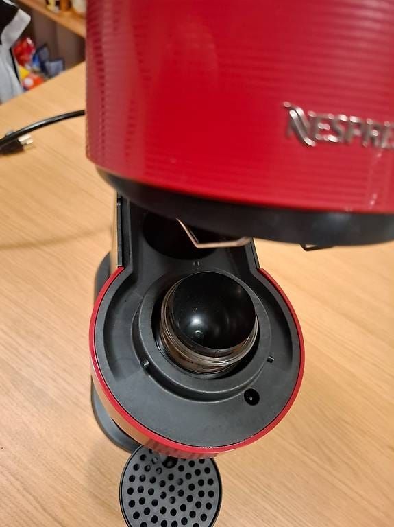 Nespresso Kaffeemaschinen & Espressomaschinen: Nespresso Vertuo Next – Gebraucht aus seigneux von Boyo12 1