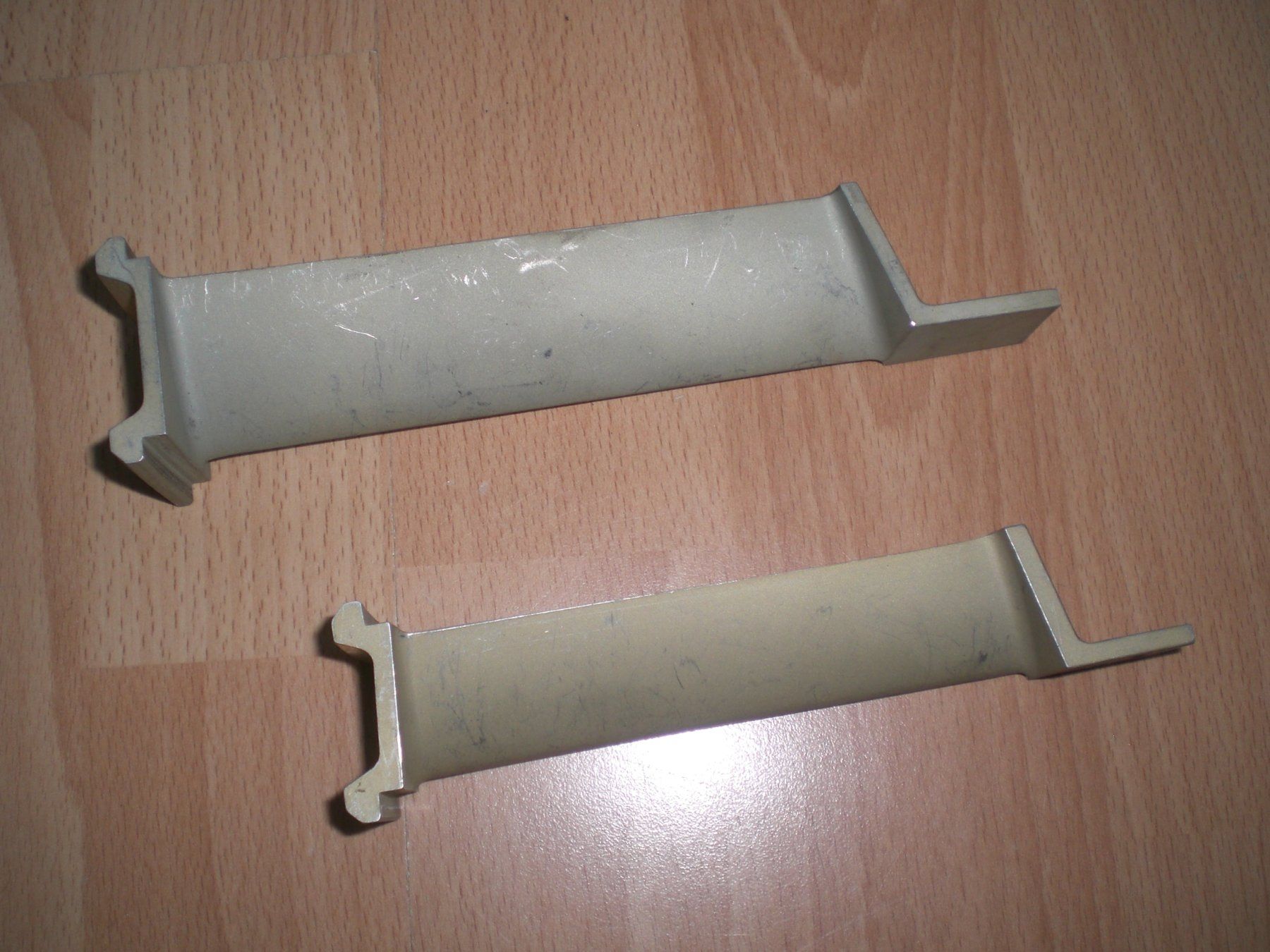 Misurare: Hunter Mk-58 Triebwerksleitschaufeln 3&4 – Usato da Grellingen venduto da Neuron67 3