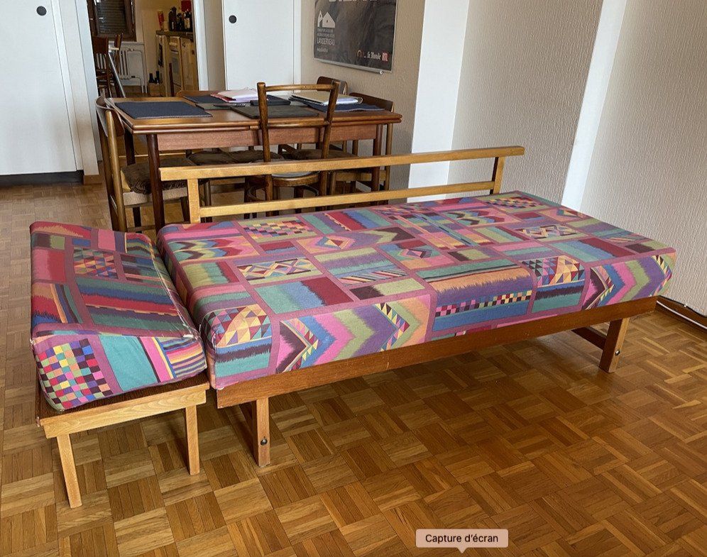 Betten: Ensemble daybed et table de chevet en teck – Gebraucht aus morges von Kus.design 8